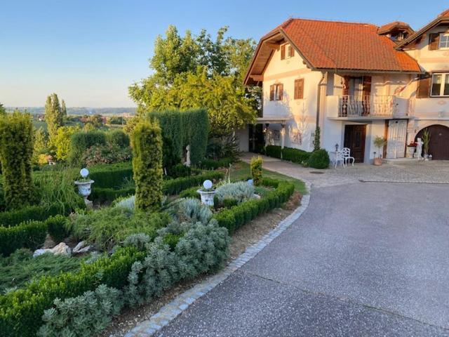 Apartma Jozica In Toncek Sveti Jurij ob Scavnici Exteriér fotografie